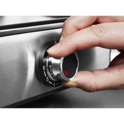 Am billigsten ✨ GASTROBACK, Artikel-Nr 42524 Design Tischgrill Plancha & BBQ, 1300 cm² Grillfläche, Getrennt Regelbare Profi-Grill-Wendeplatten, 2.000 Watt, 2000, Aluminium-Druckguss, Schwarz, Silber 👏 -Gastroback Verkaufsladen unnamed file 124